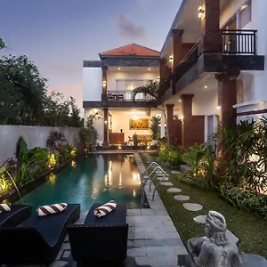 villa-sujiwa-ubud.hotelubudbali.com/