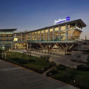 Radisson Blu Convention And Exhibition Center Otel Riyad