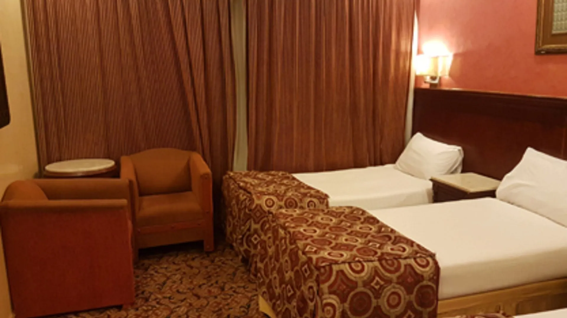 Olayan Plaza Hotel location
